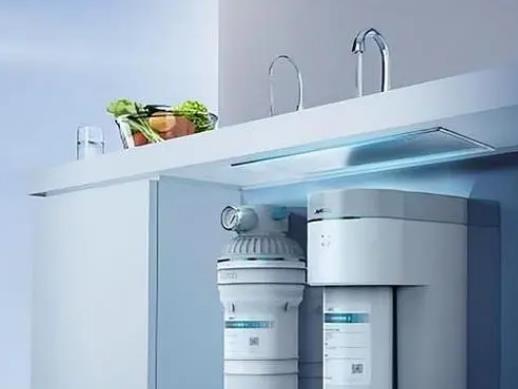 家用净水器实用推荐：海尔鲜活水系列等十大品牌解析，保障家庭健康用水