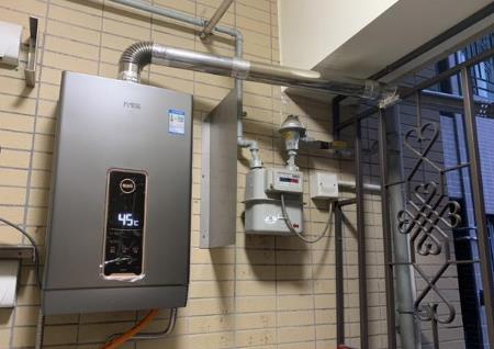 即热式电热水器故障代码E1解析及解决方法：漏电、超温、传感器故障全攻略