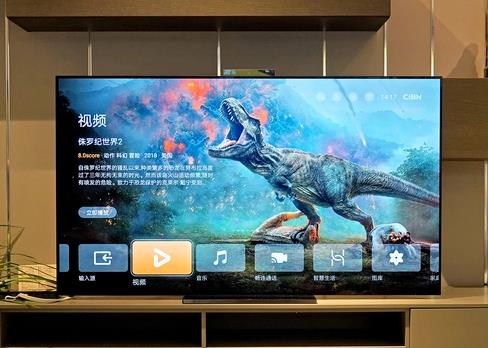 选购电视一头雾水？优先选大的，海信75E8G等大屏电视性价比较高
